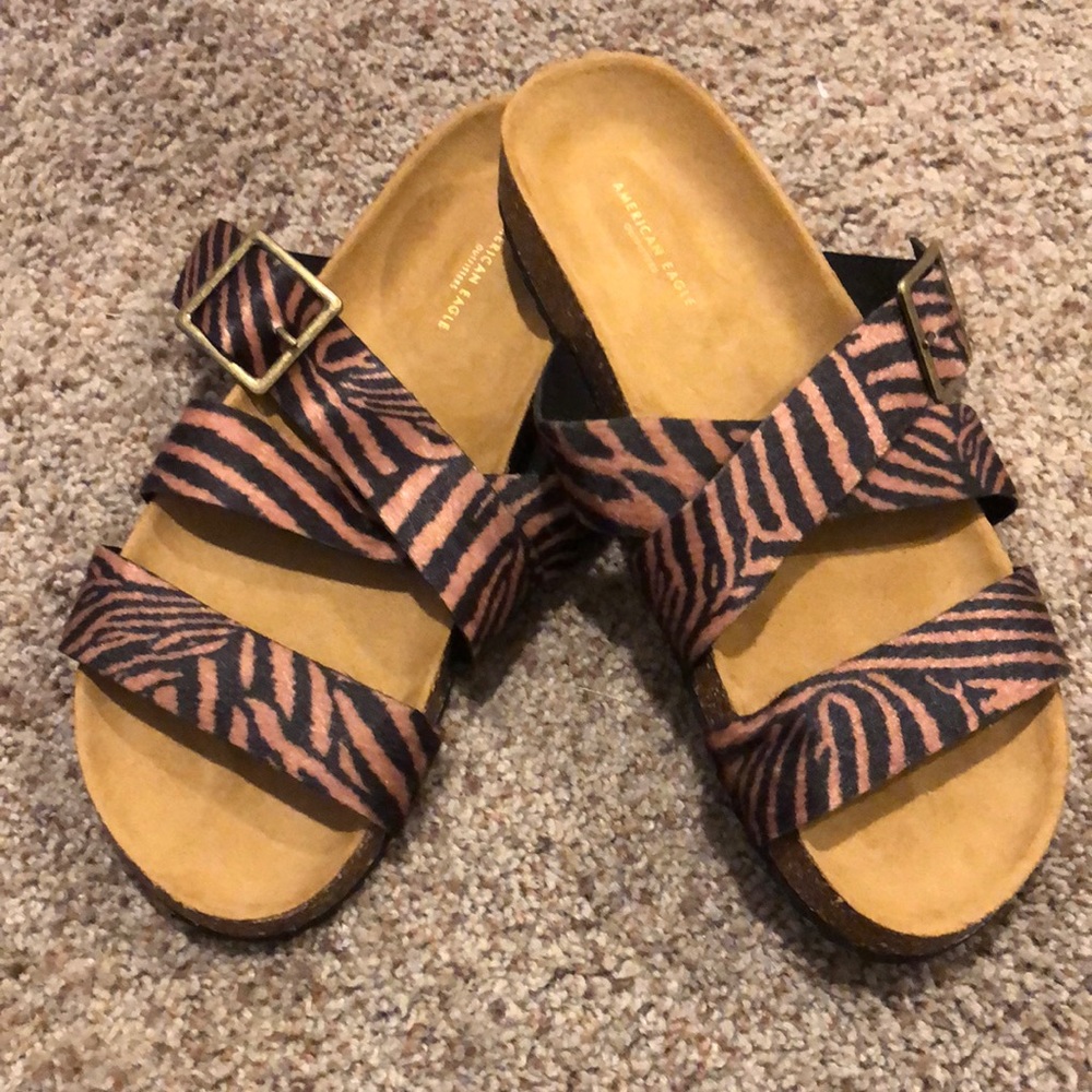American Eagle Leopard Print Slides